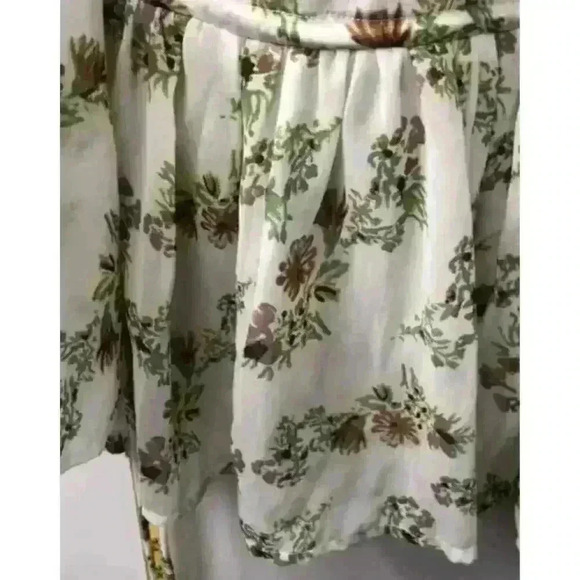 Walter Baker Women's L Green Floral Ruffle Chiffon Top Long Sleeve NWT Cottage - Picture 6 of 9